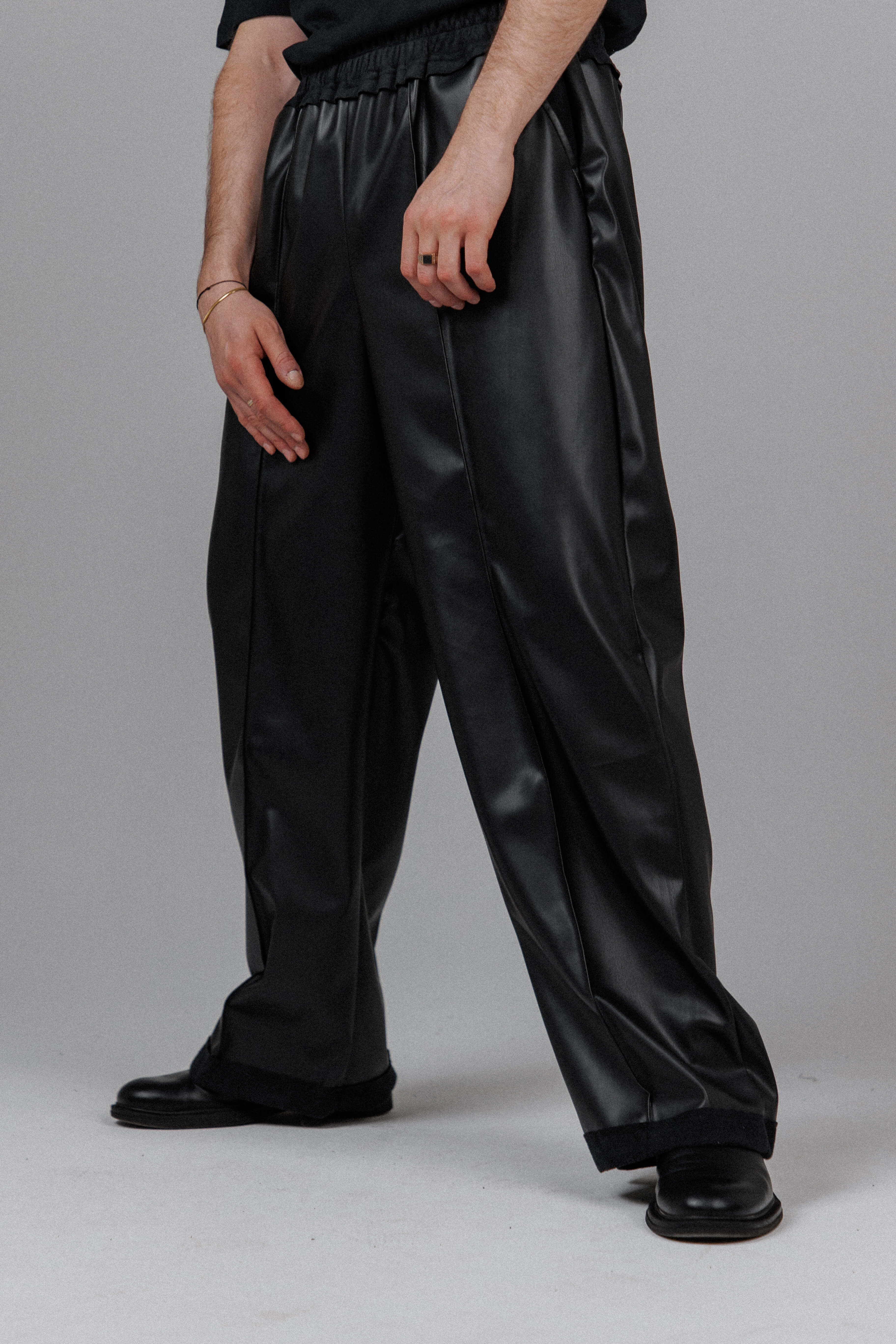 Eclipse Men's Hooded Leather Set