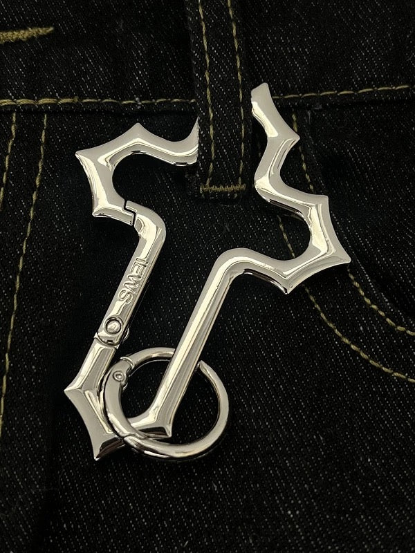 Cruciform Carabiner