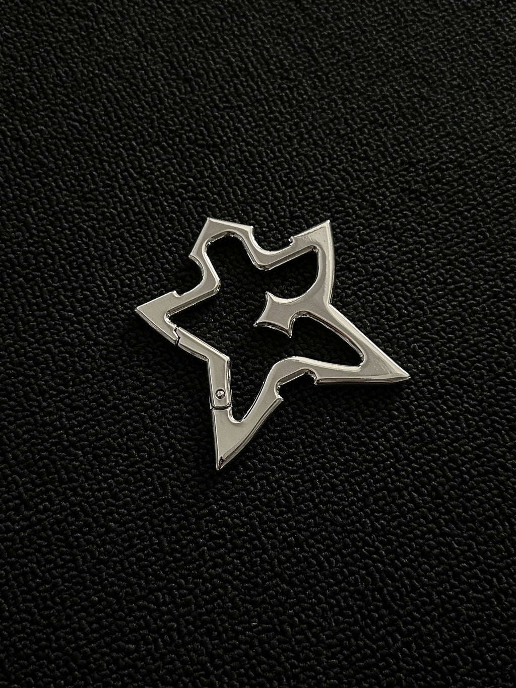 Edge Star Carabiner