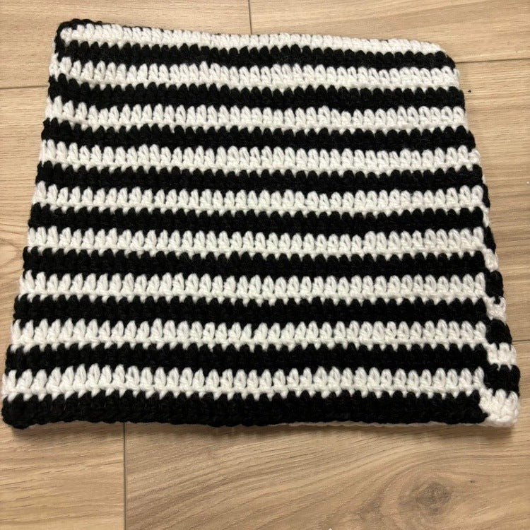 Knitted Ears Beanie (black/white)