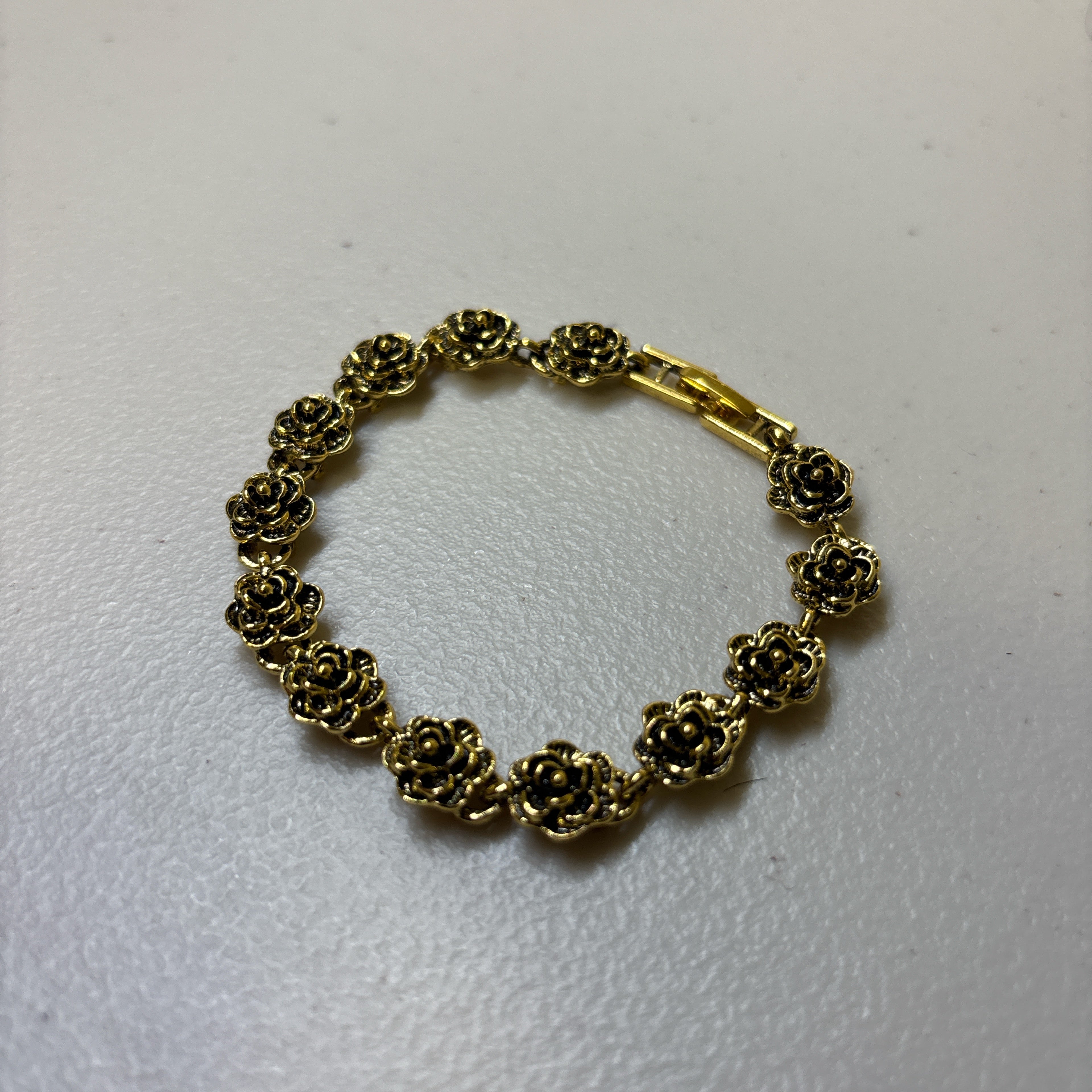 0175 - Gold Rose Bracelet