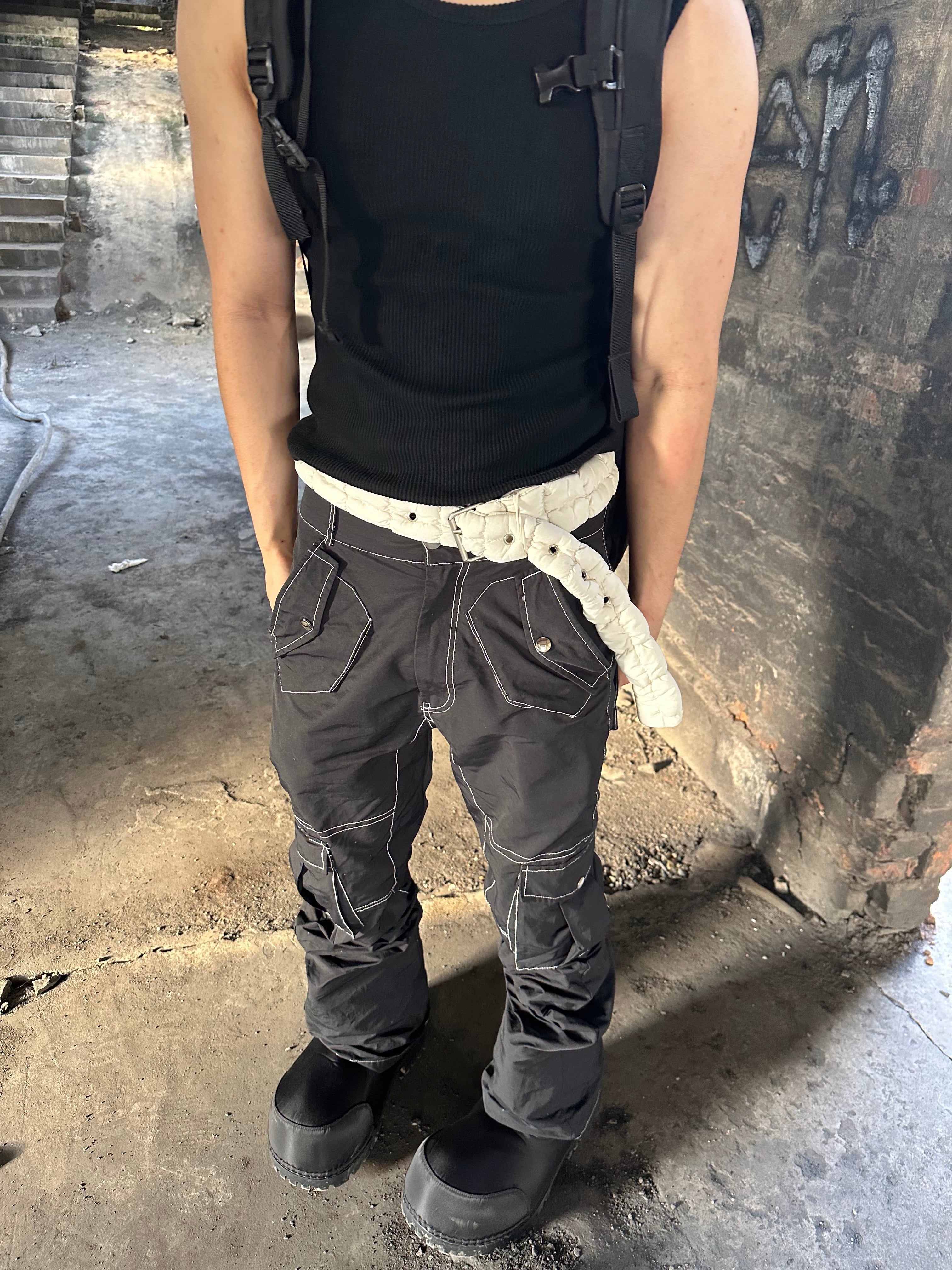 Air Inflated Grommet Belt