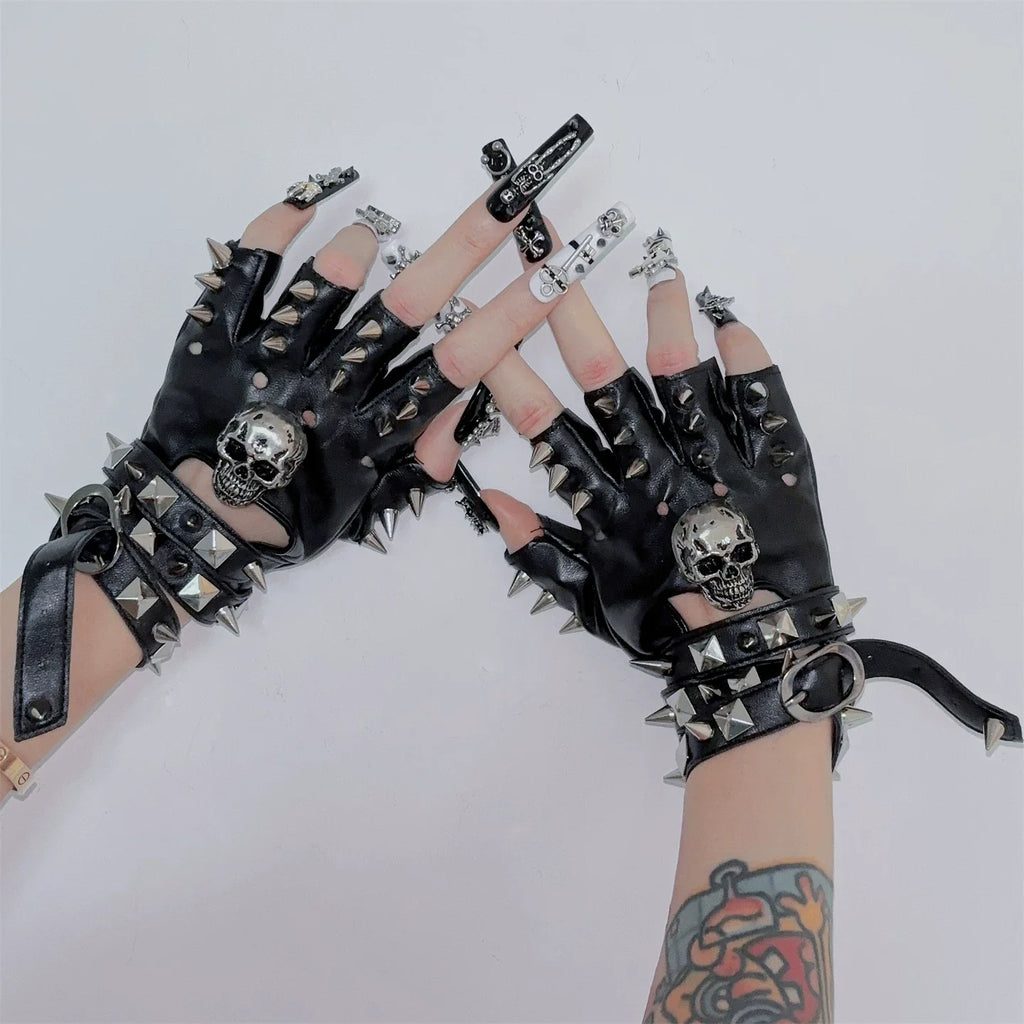 Rebel Skull Gloves