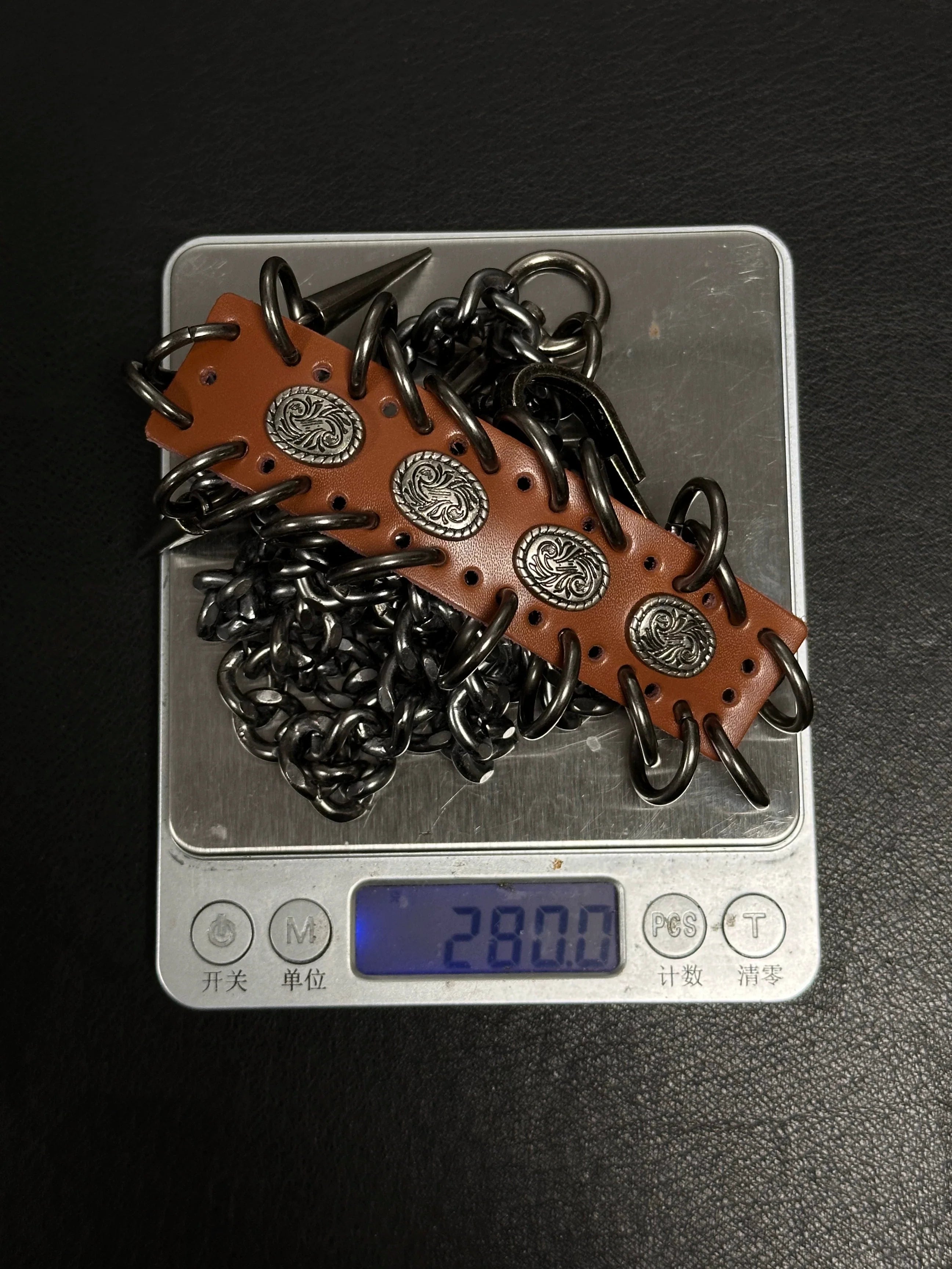 Vanguard Spike Wallet Chain
