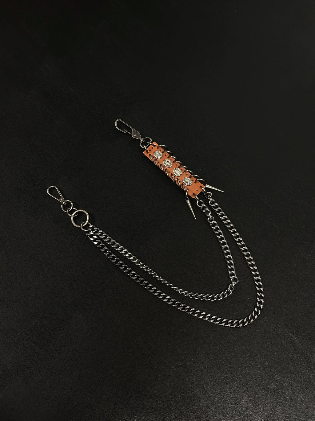 Vanguard Spike Wallet Chain