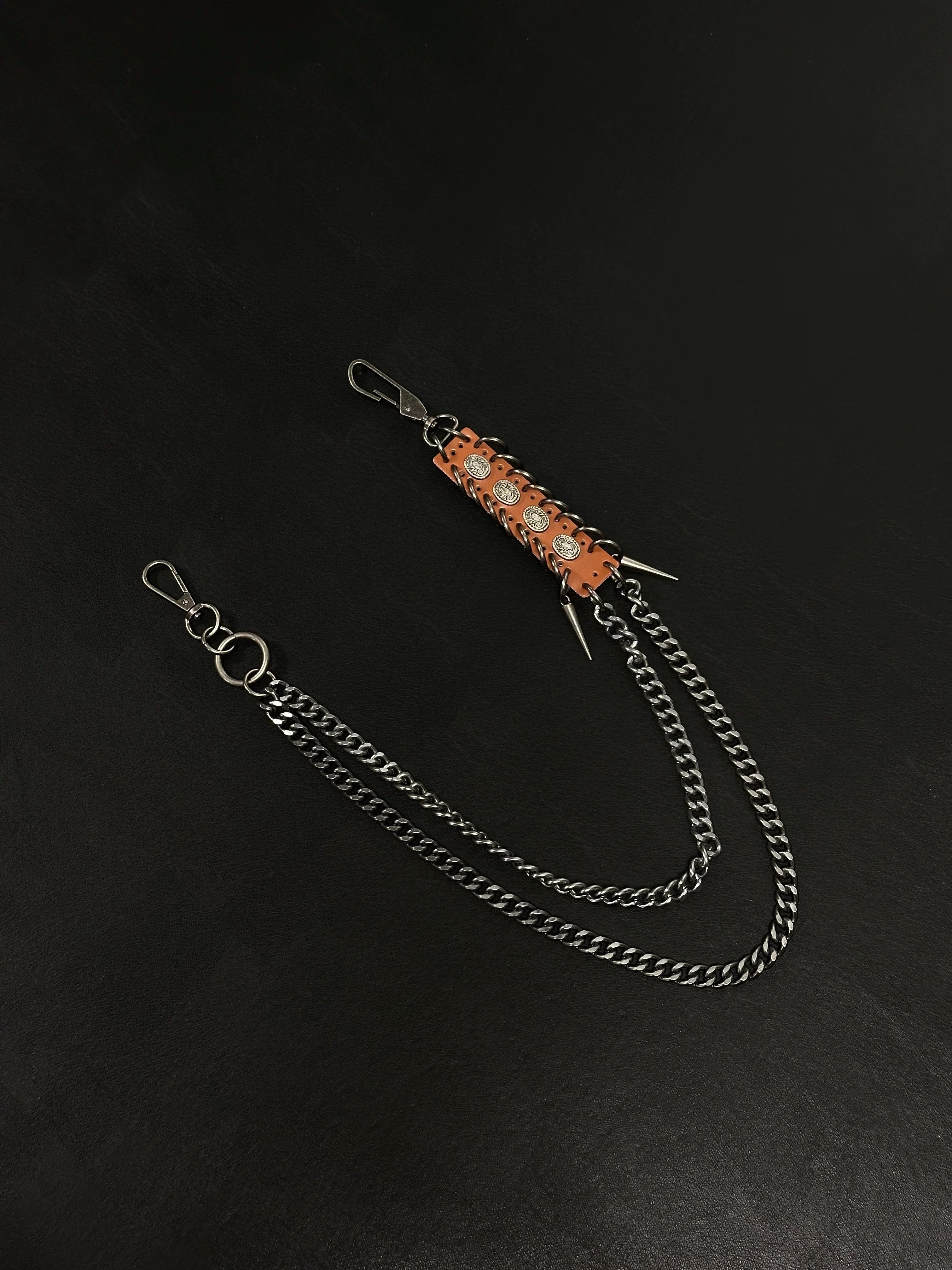Vanguard Spike Wallet Chain