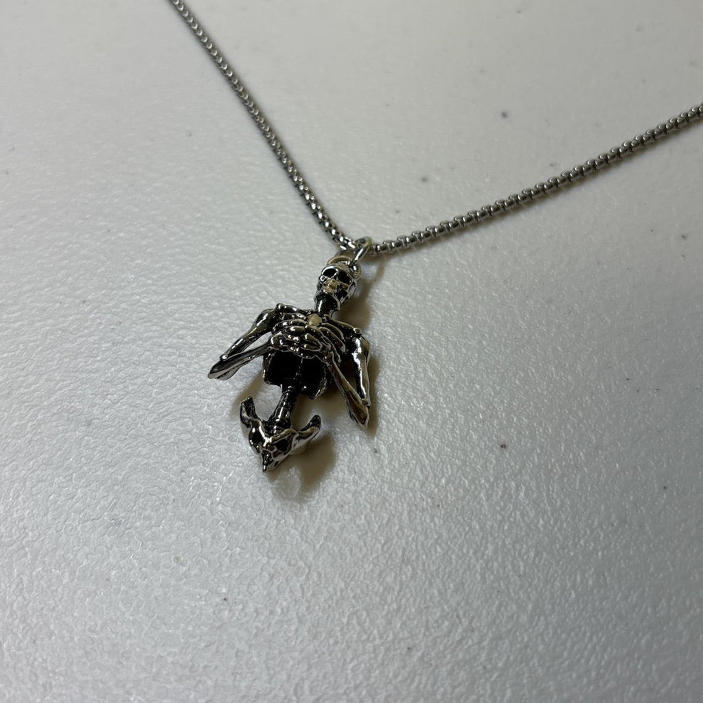 0654 - Skeleton Burial Skull Necklace