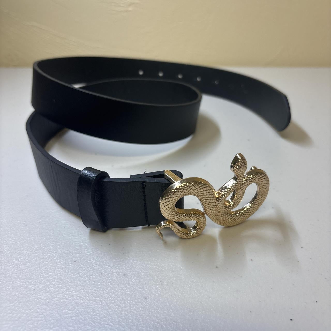 0697 - Gold Snake Buckle Belt