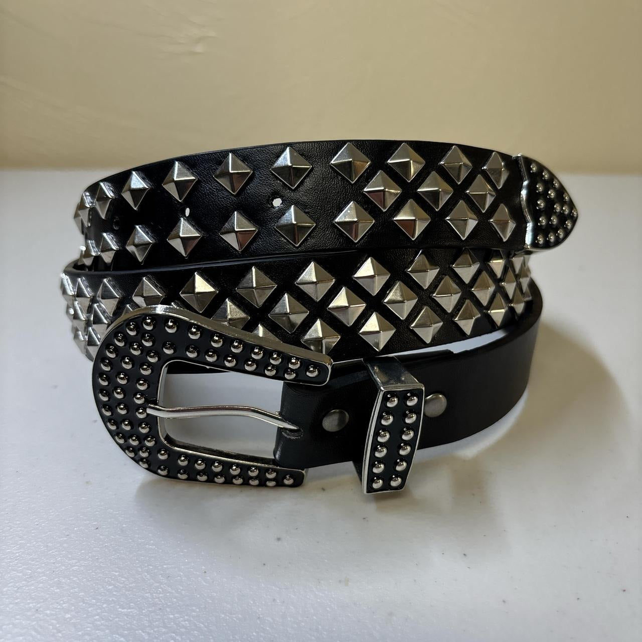 Rivet Nails Studded Belt
